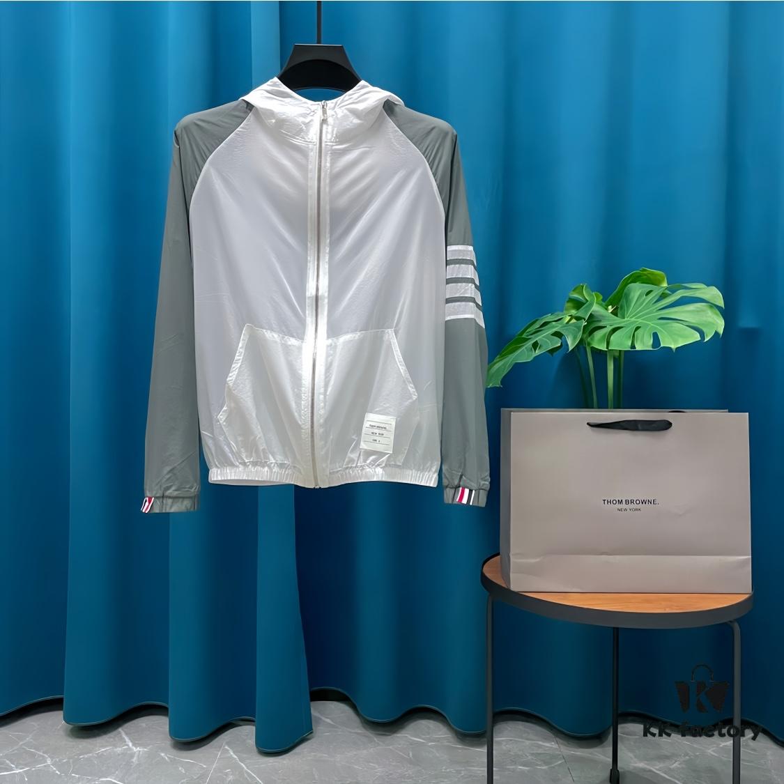 THOM BROWNE ➡️ Tom Brown Sun Protection Jacket, Summer Classic Color-Blocked Four-Stripe Lightweight Breathable Hooded Skin Coat