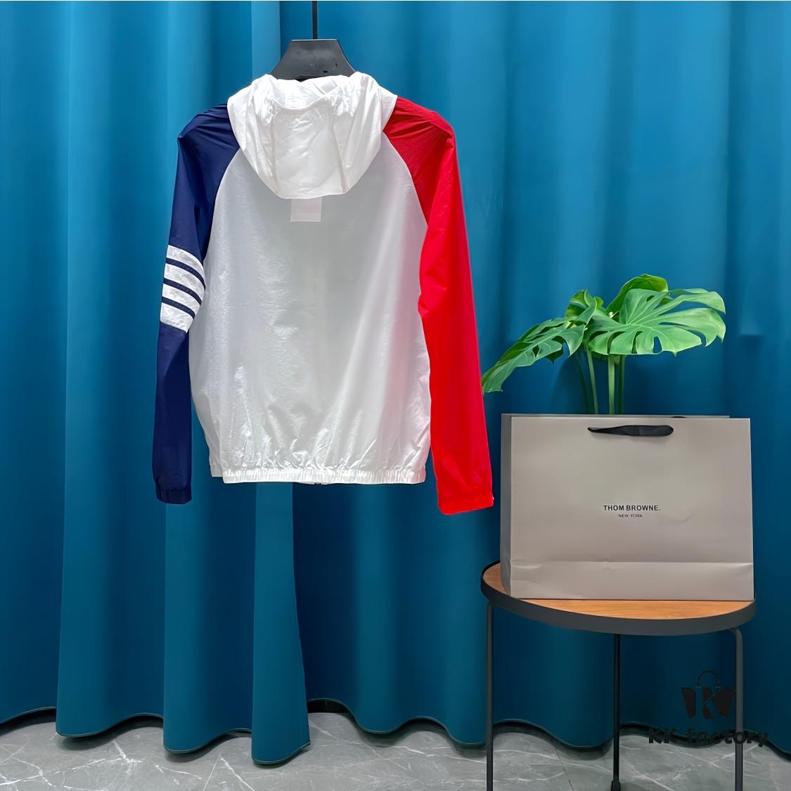 THOM BROWNE ➡️ Tom Brown Sun Protection Jacket, Summer Classic Color-Blocked Four-Stripe Lightweight Breathable Hooded Skin Coat