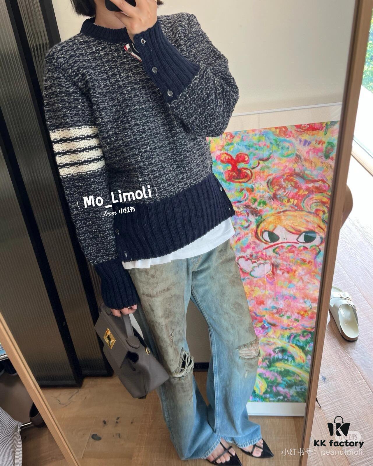 THOM BROWNE TB 24SS Snowflake Chunky-Knit Navy Blue Four-Stripes Crewneck Sweater for Couples