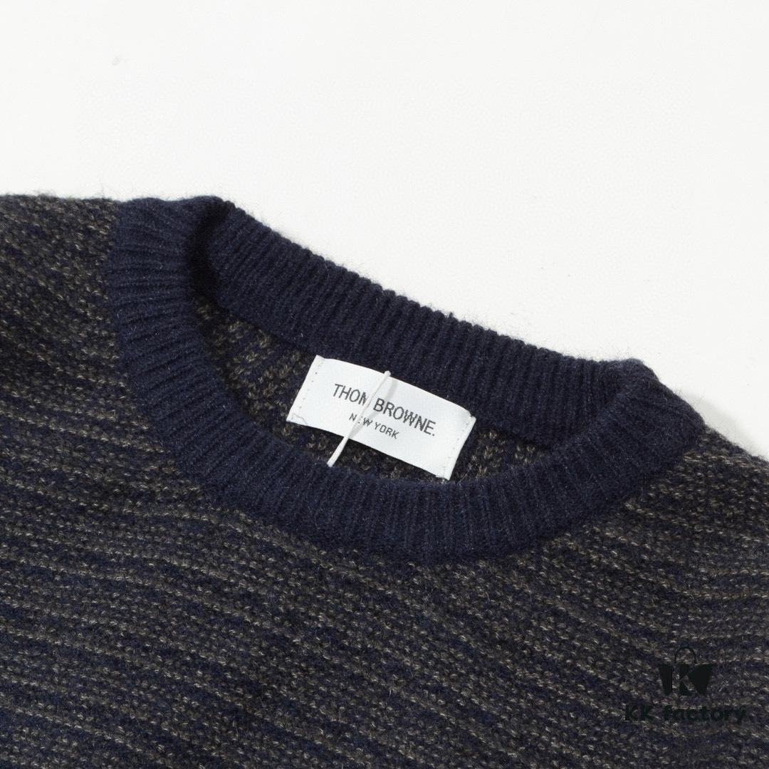THOM BROWNE TB 24SS Snowflake Chunky-Knit Navy Blue Four-Stripes Crewneck Sweater for Couples