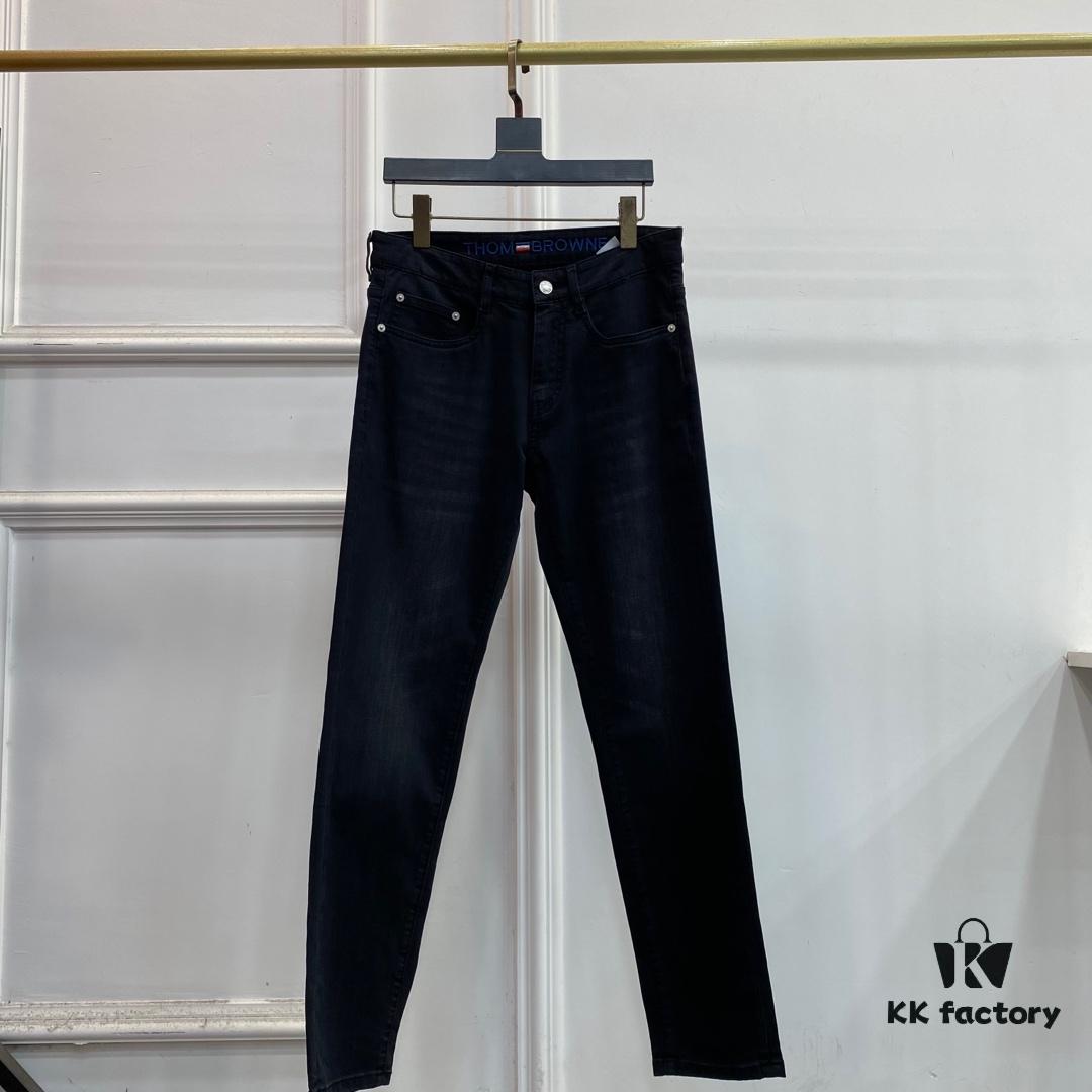 2025 Spring Summer European Boutique New Arrival Ultra-High-End Replica Level Overseas Trade Company Order Source Top-Quality Original Men's Custom Fashion Slim Straight Jeans 528–41