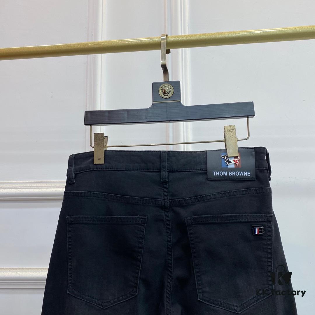 2025 Spring Summer European Boutique New Arrival Ultra-High-End Replica Level Overseas Trade Company Order Source Top-Quality Original Men's Custom Fashion Slim Straight Jeans 528–41