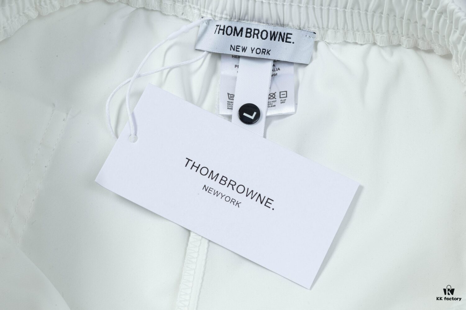 2025 TB New Quick-Dry Beach Shorts, Custom Fabric, Embroidered Logo, Slim Tailored Fit with Straight Stripe Panel Design