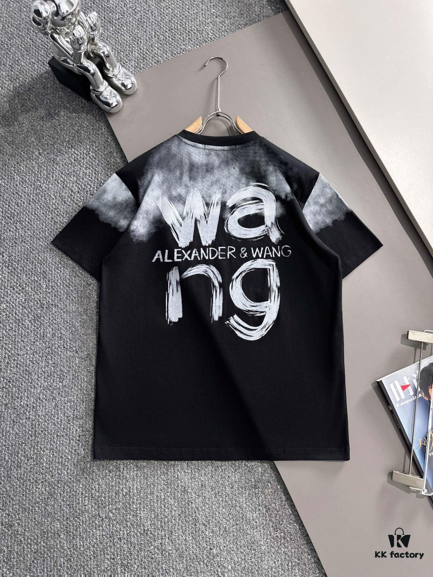 2025 New Arrival Heavy Craft Logo Design Fashion Short Sleeve T-Shirt for Spring and Summer