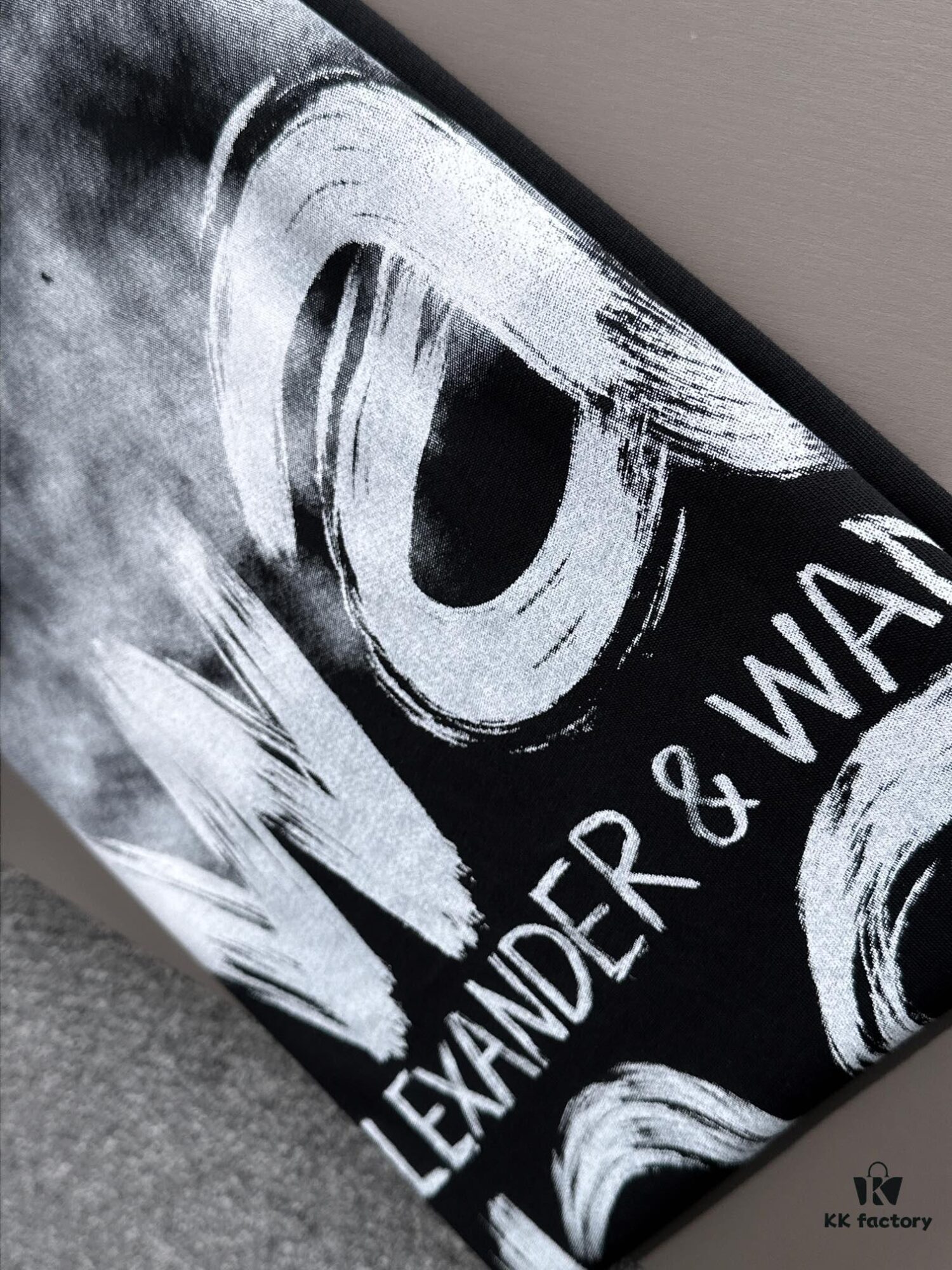 2025 New Arrival Heavy Craft Logo Design Fashion Short Sleeve T-Shirt for Spring and Summer