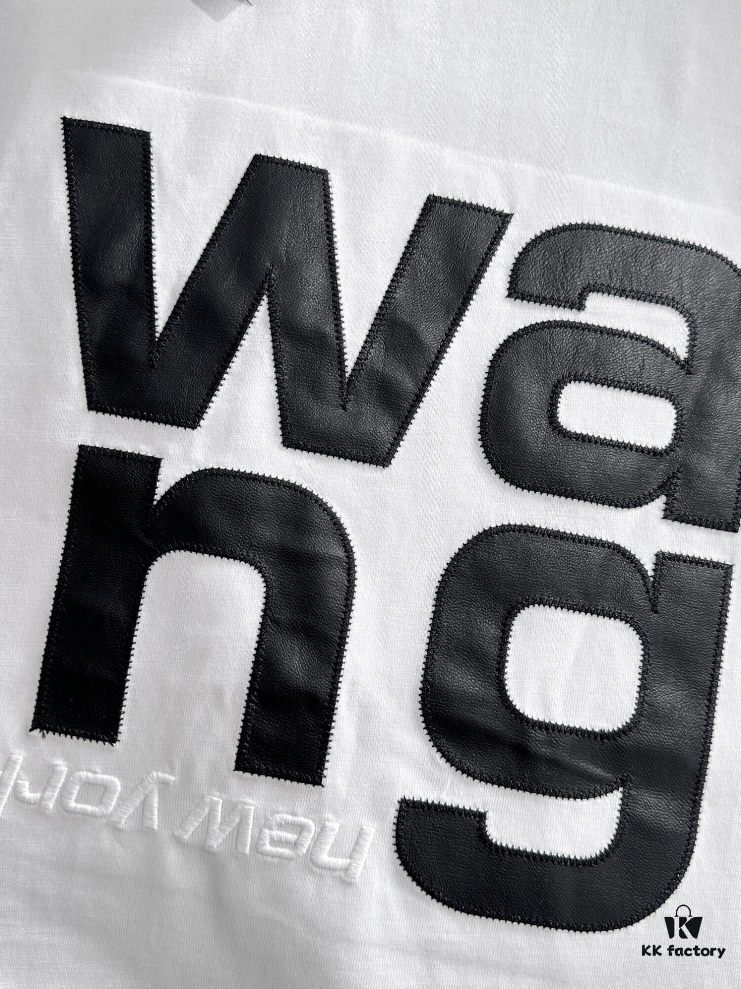 2025 New Arrival Heavy Craft Logo Design Fashion Round Neck Short Sleeve T-Shirt for Spring and Summer