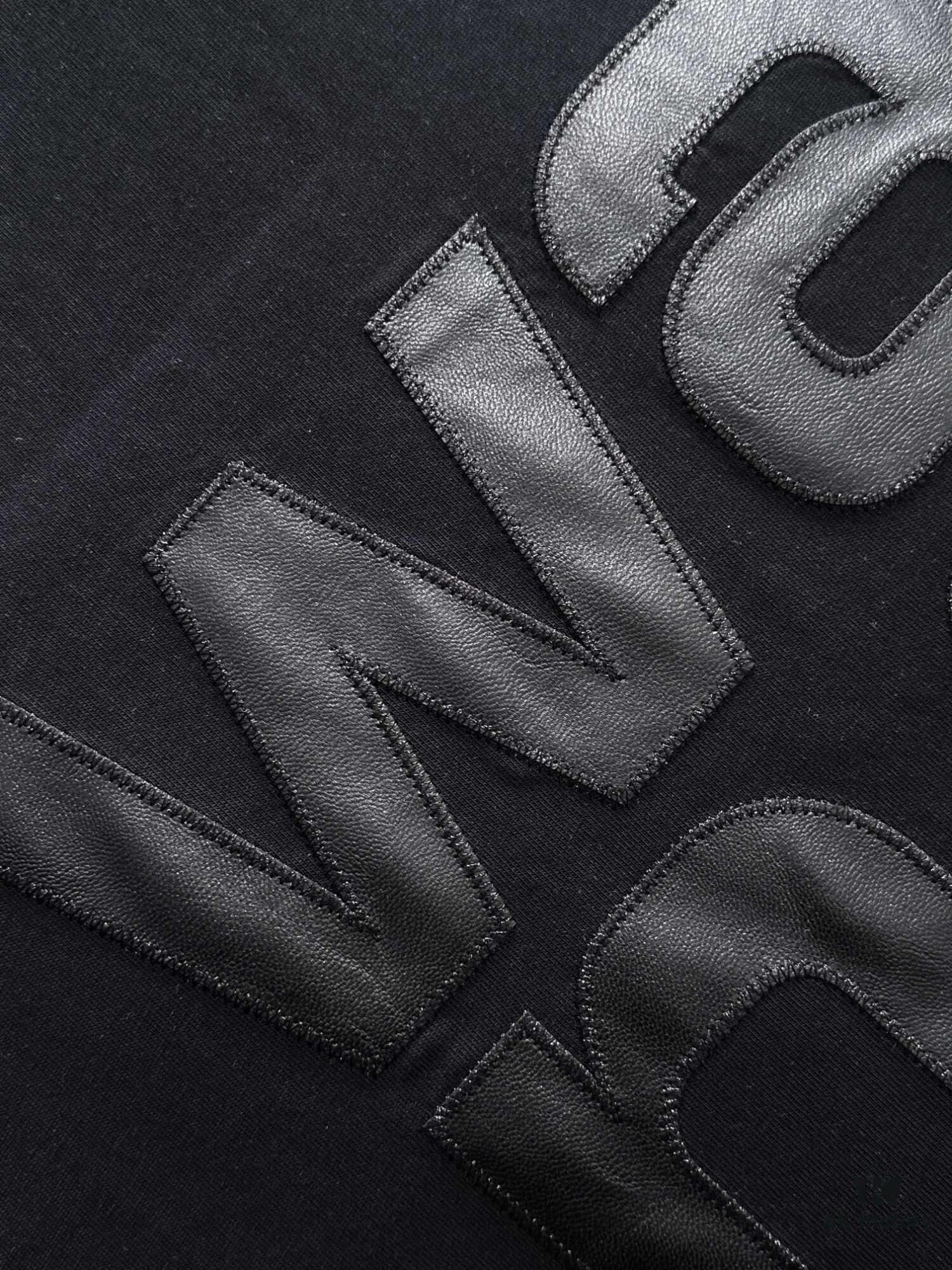 2025 New Arrival Heavy Craft Logo Design Fashion Round Neck Short Sleeve T-Shirt for Spring and Summer