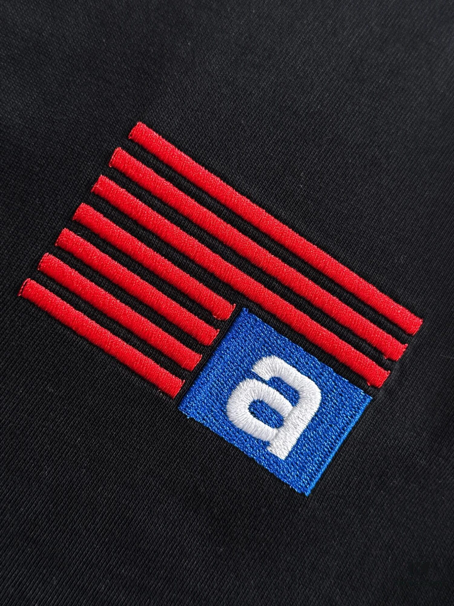 2025 New Arrival Heavy Craft Logo Design Fashion Round Neck Short Sleeve T-Shirt for Spring and Summer