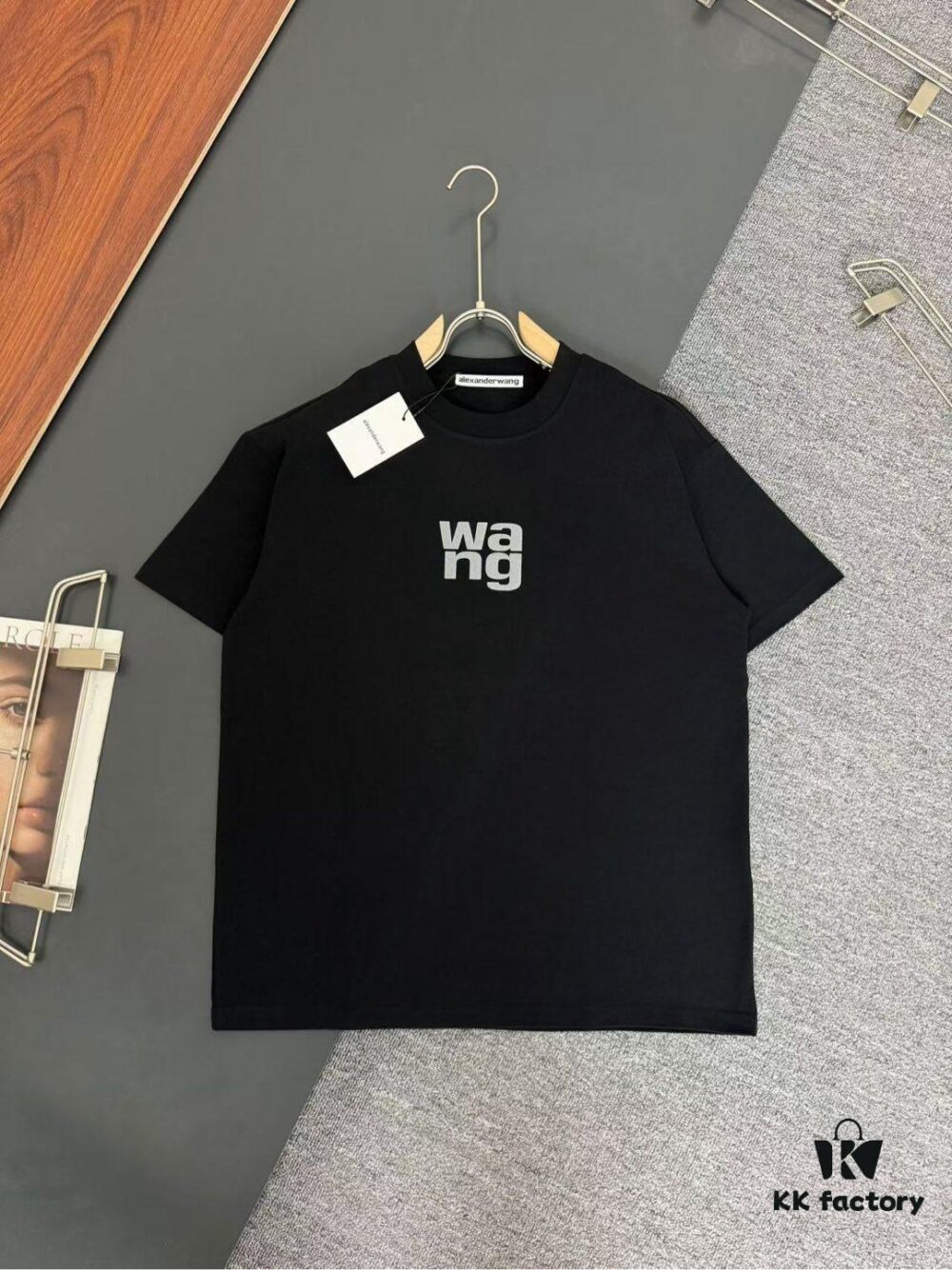 Alexander Wang AW 280g Heavyweight Cotton Loose-Fit T-Shirt with Puff Print Logo Design