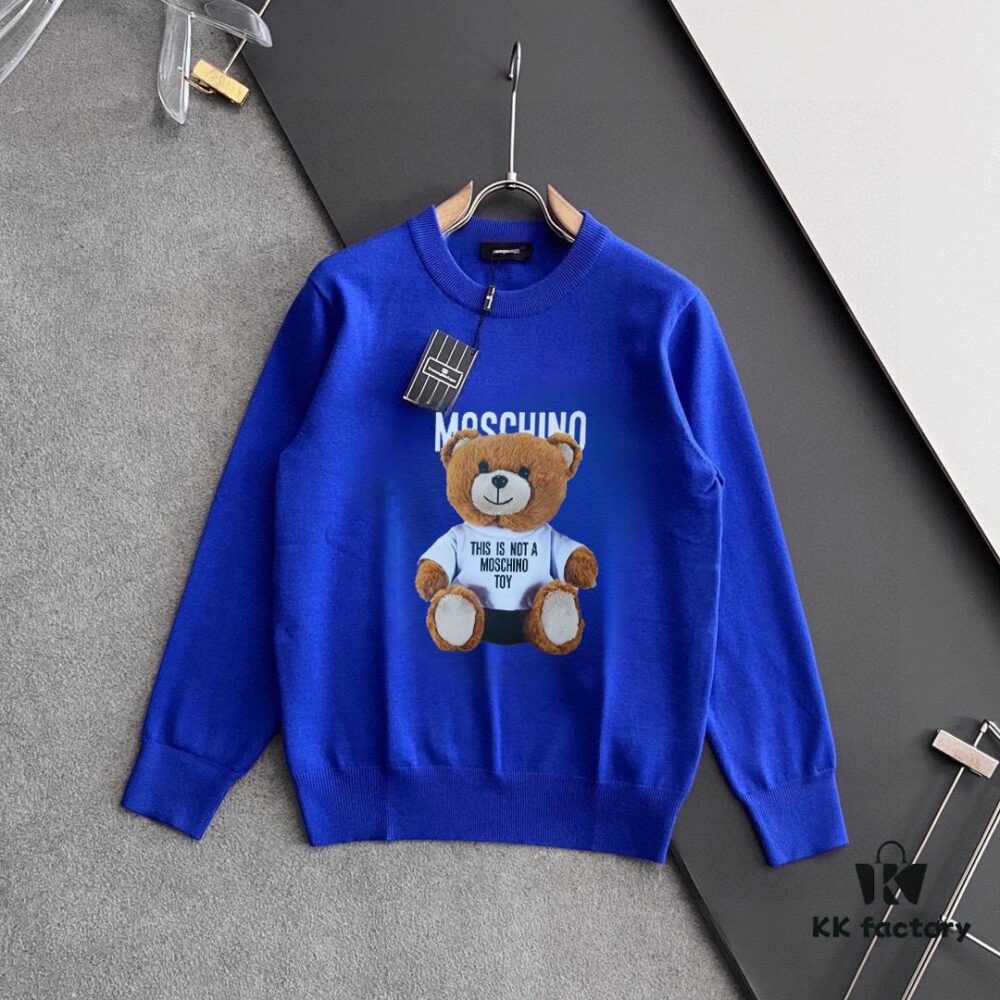 MOSCHINO Autumn/Winter Classic Crew Neck Wool Pullover, 2025 New Arrival, Slim Fit, Premium Blend Fabric, Timeless Style