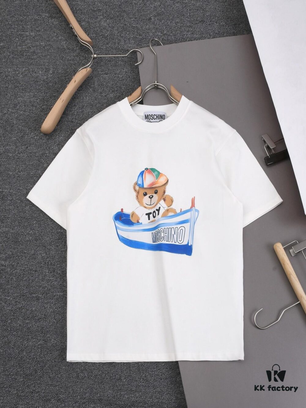 New Arrival 25S Moschino Digital Print T-Shirt, Pre-washed Cotton Fabric, Soft and Comfortable, Unisex Loose Fit