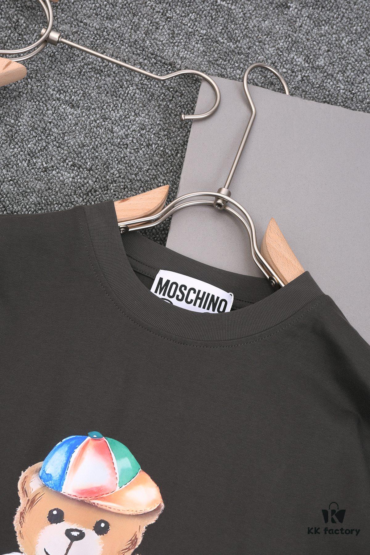 New Arrival 25S Moschino Digital Print T-Shirt, Premium Cotton Washed Fabric, Unisex Loose Fit, Soft and Comfortable, Fashionable Streetwear