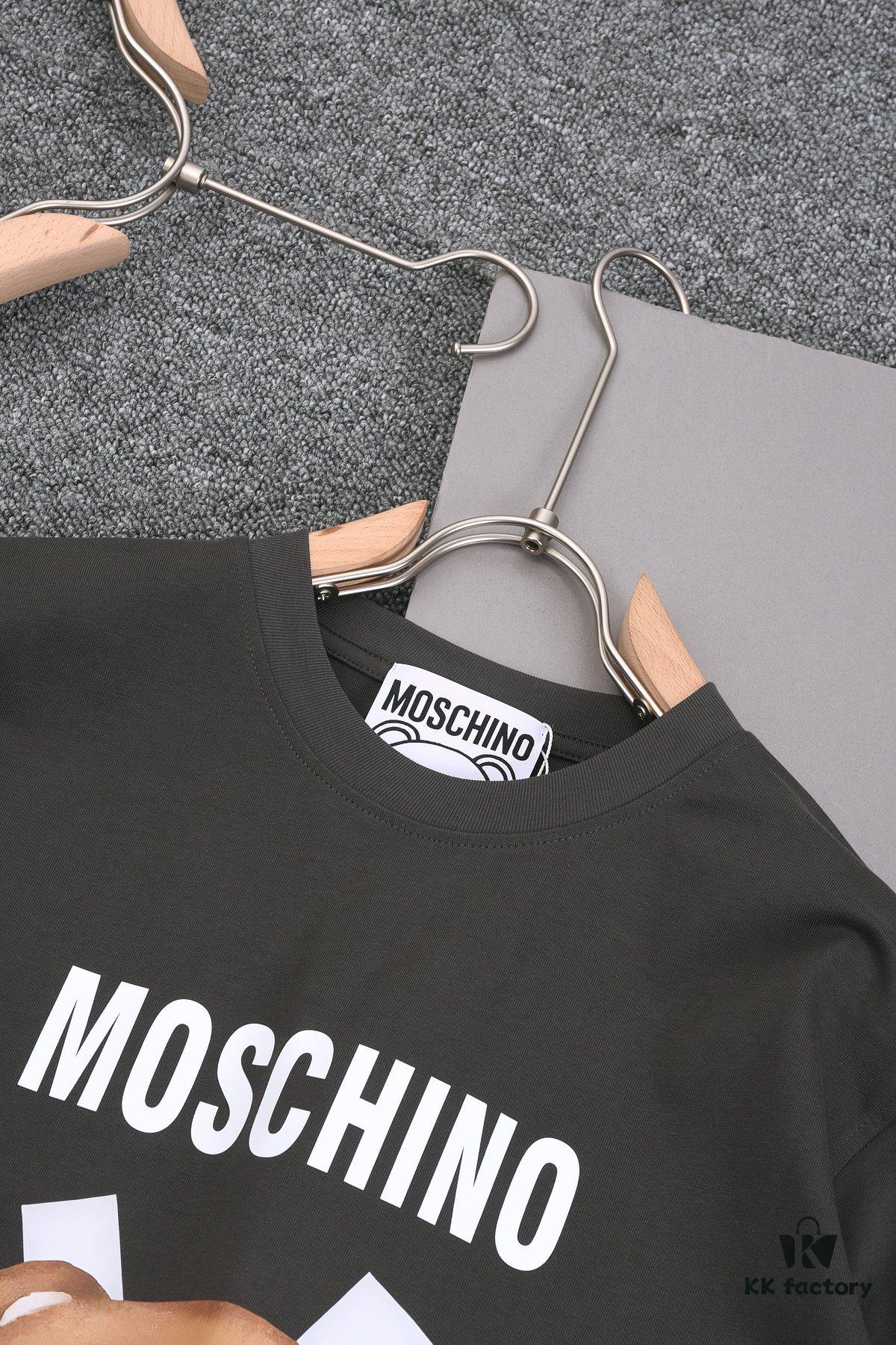 New Arrival 25S Moschino Digital Print T-Shirt, Premium Cotton Washed Fabric, Unisex Loose Fit, Soft and Comfortable, Fashionable for Youthful Style
