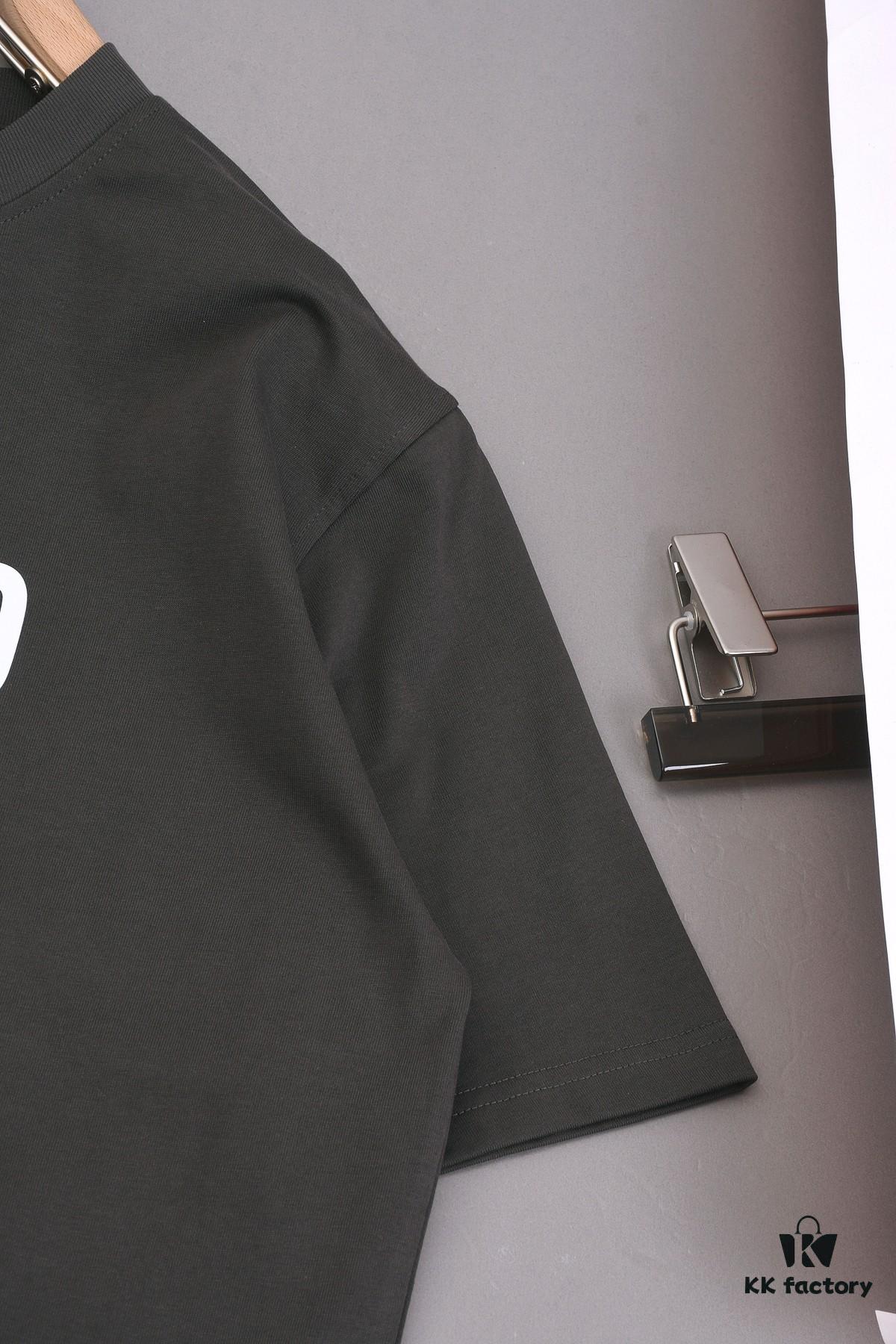 New Arrival 25S Moschino Digital Print T-Shirt, Premium Cotton Washed Fabric, Unisex Loose Fit, Soft and Comfortable, Fashionable for Youthful Style