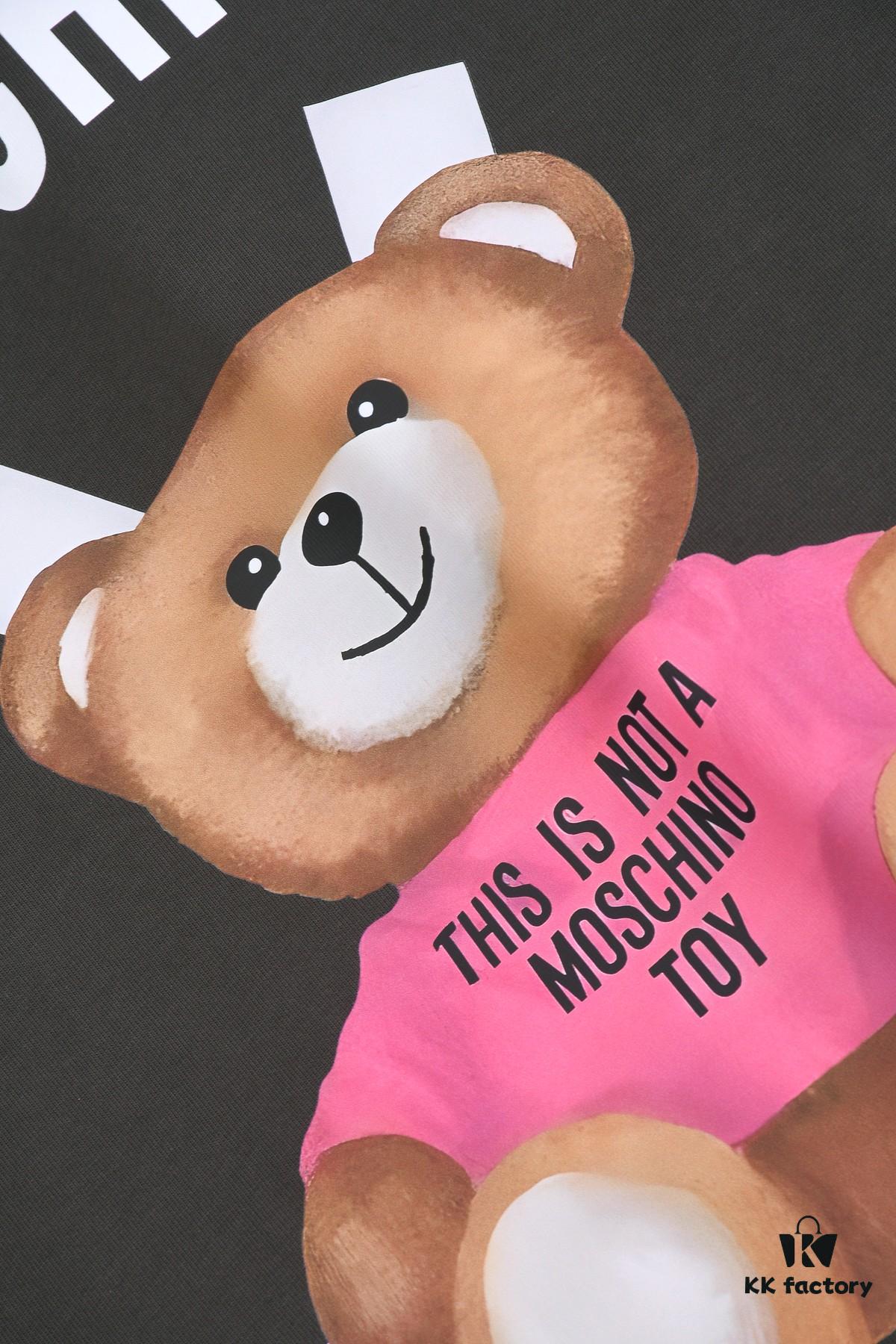 New Arrival 25S Moschino Digital Print T-Shirt, Premium Cotton Washed Fabric, Unisex Loose Fit, Soft and Comfortable, Fashionable for Youthful Style