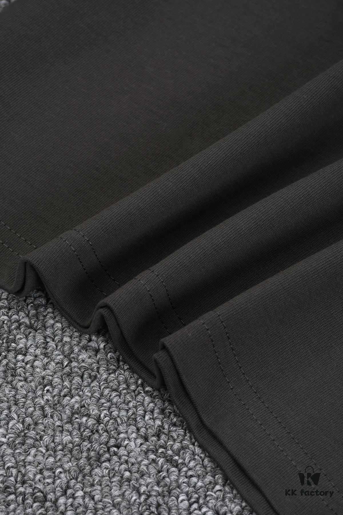 New Arrival 25S Moschino Digital Print T-Shirt, Premium Cotton Washed Fabric, Unisex Loose Fit, Soft and Comfortable, Fashionable for Youthful Style