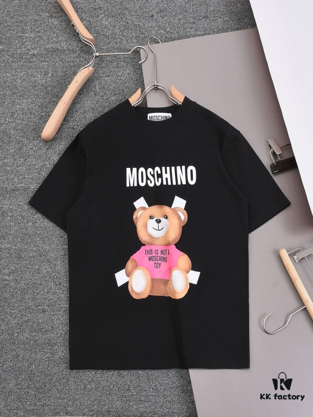 New Arrival 25S Moschino Digital Print T-Shirt, Premium Cotton Garment-Dyed Fabric, Soft and Comfortable, Unisex Oversized Fit