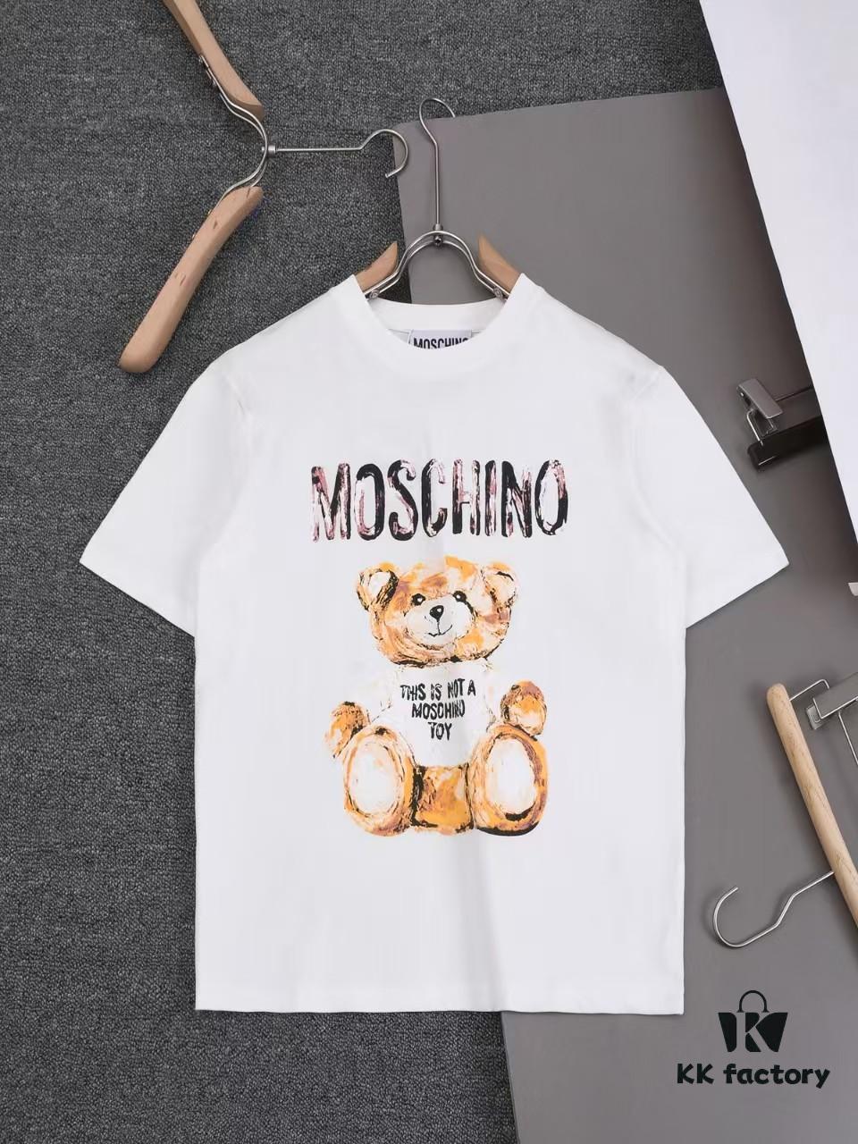 New Arrival Moschino Print T-Shirt, Minimalist Fashion Design with Comfortable Color Matching, Premium 260gsm Pre-washed 100% Cotton Fabric, Soft and Skin-friendly Unisex Tee