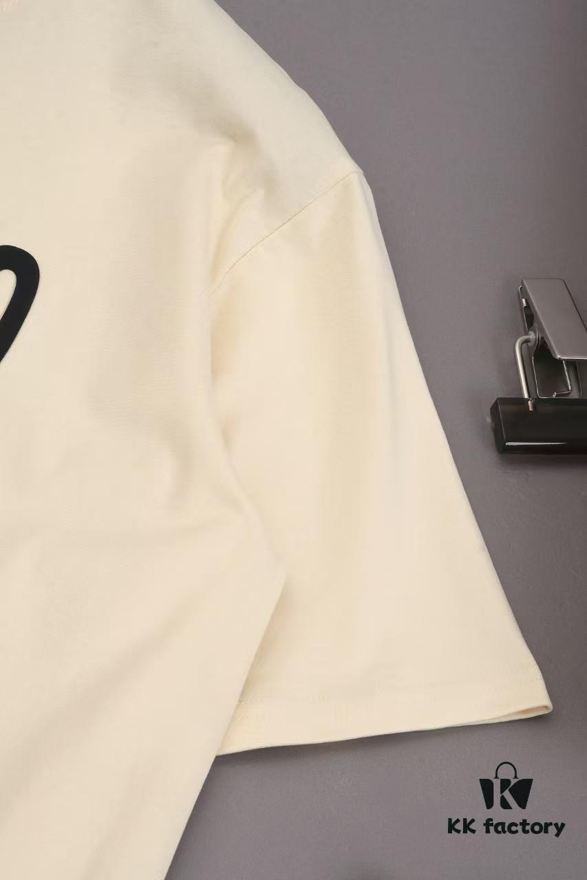 Moschino Printed T-Shirt, New Arrival, Minimalist Fashion Design, Premium Cotton Fabric