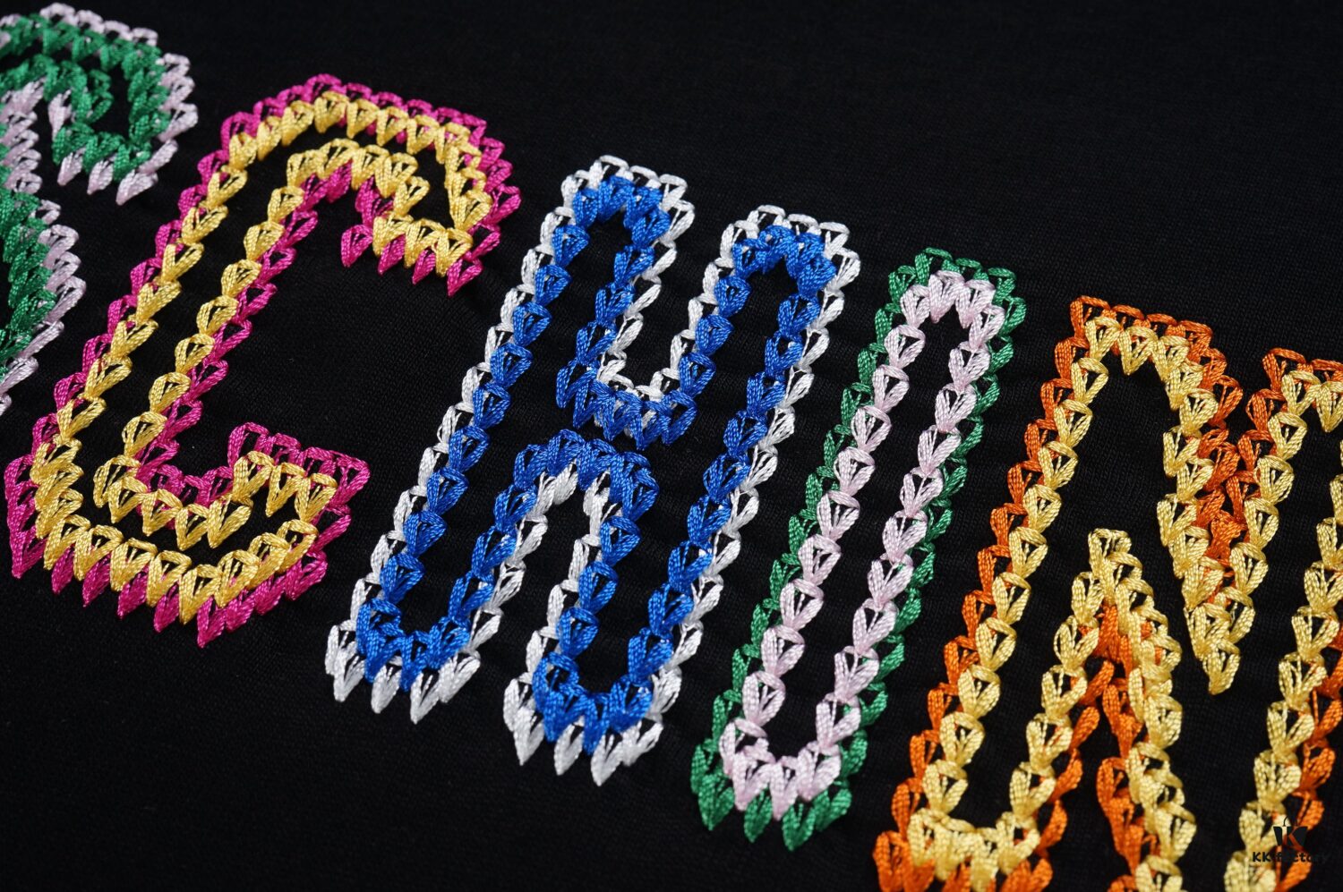 Q628#♈️ Fine Cotton Double-Yarn MOSCHINO New Short Sleeve T-Shirt, 230g Double-Ply 32s Pure Cotton Fabric with Special Machine Embroidery, Unisex Design