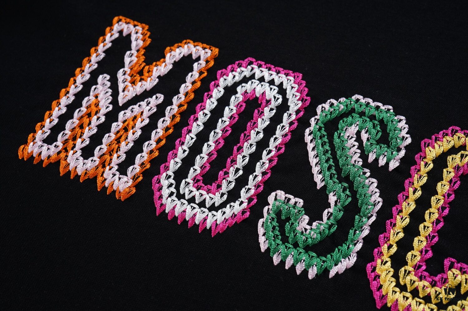 Q628#♈️ Fine Cotton Double-Yarn MOSCHINO New Short Sleeve T-Shirt, 230g Double-Ply 32s Pure Cotton Fabric with Special Machine Embroidery, Unisex Design