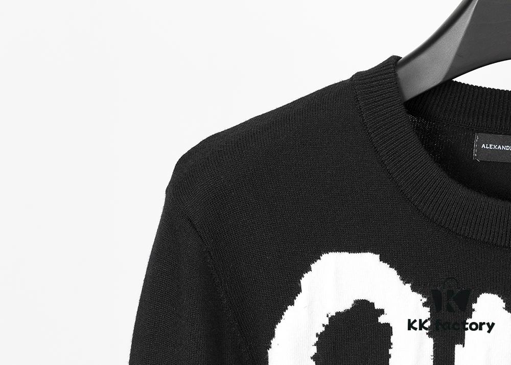 Winter New Round Neck Pullover Sweater 3066# - Classic McQueen Letter Jacquard, Stylish, High-End and Elegant, Thickened for Comfort and Warmth