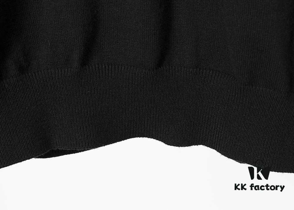 Winter New Round Neck Pullover Sweater 3066# - Classic McQueen Letter Jacquard, Stylish, High-End and Elegant, Thickened for Comfort and Warmth