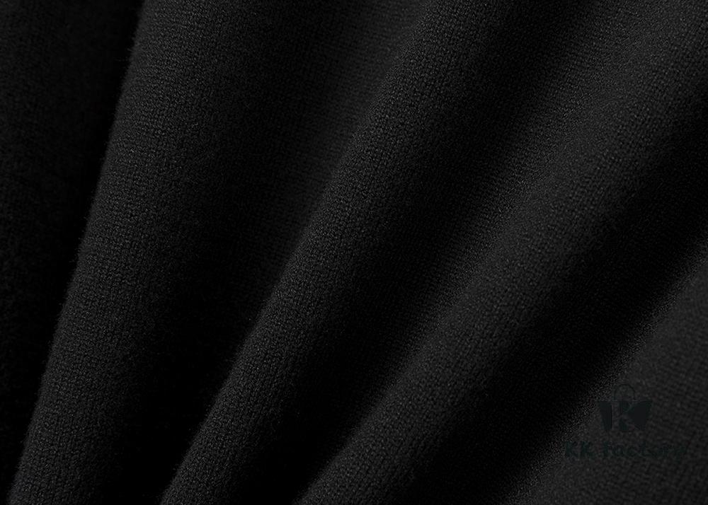 Winter New Round Neck Pullover Sweater 3066# - Classic McQueen Letter Jacquard, Stylish, High-End and Elegant, Thickened for Comfort and Warmth