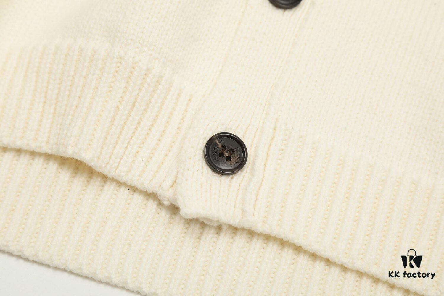 KENZO Begonia Flower V-Neck Embroidered Logo Unisex Knit Cardigan