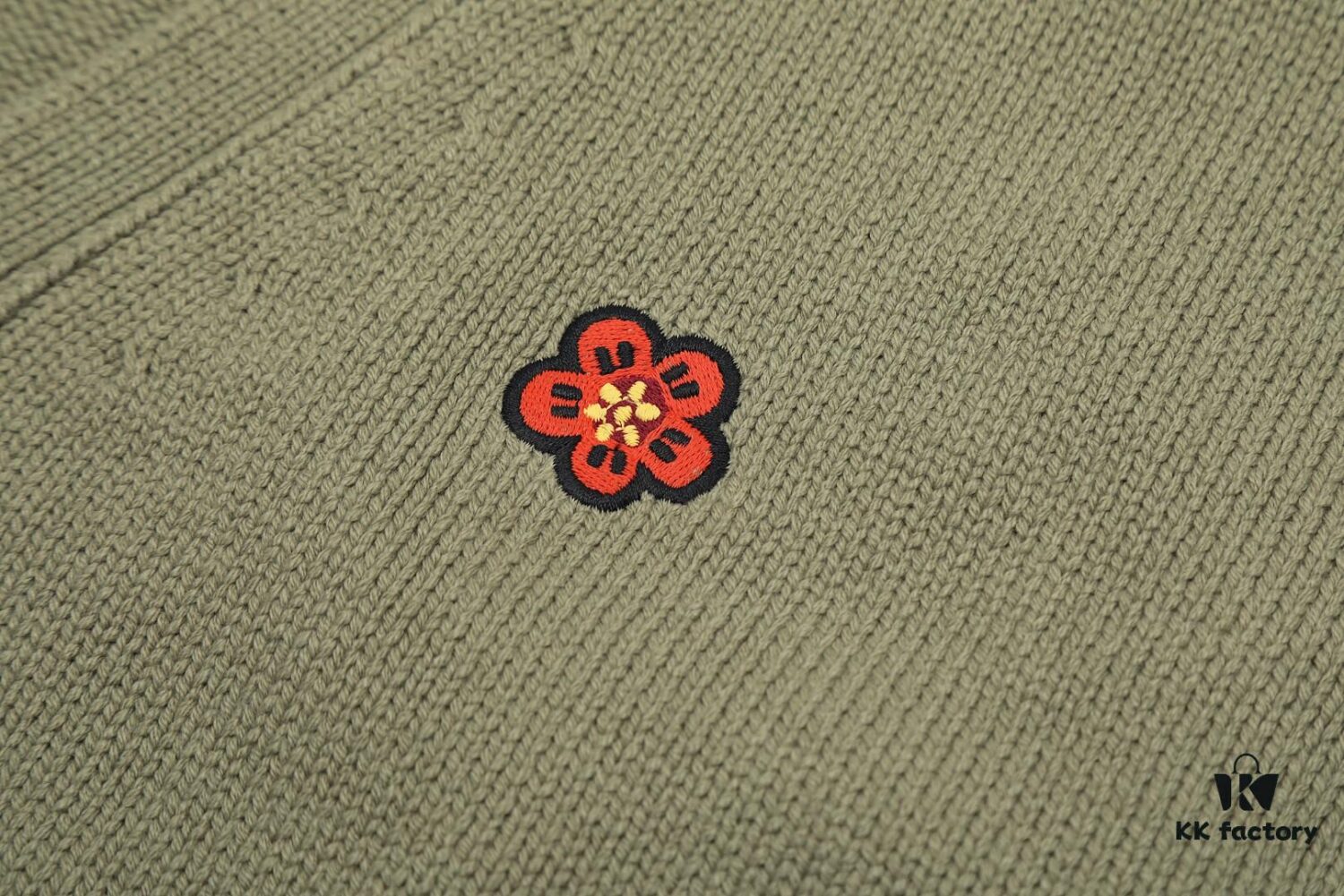 KENZO Begonia Flower V-Neck Solid Color Embroidered Logo Unisex Knit Cardigan