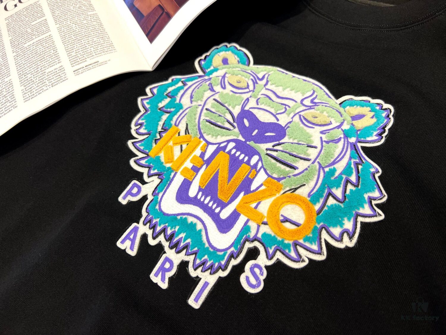 KENEO Classic Tiger Head with Letter Design, Heavy Embroidery Craft, 420g Crew Neck with Excellent 3D Effect, Unbeatable Color Combination