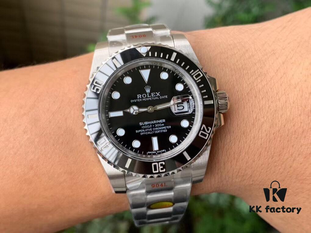 NOOB Rolex Submariner V11 Edition 'Water Ghost' Arrives with Full Upgrades – Especially the Green Bezel of 116610LV Stands Out