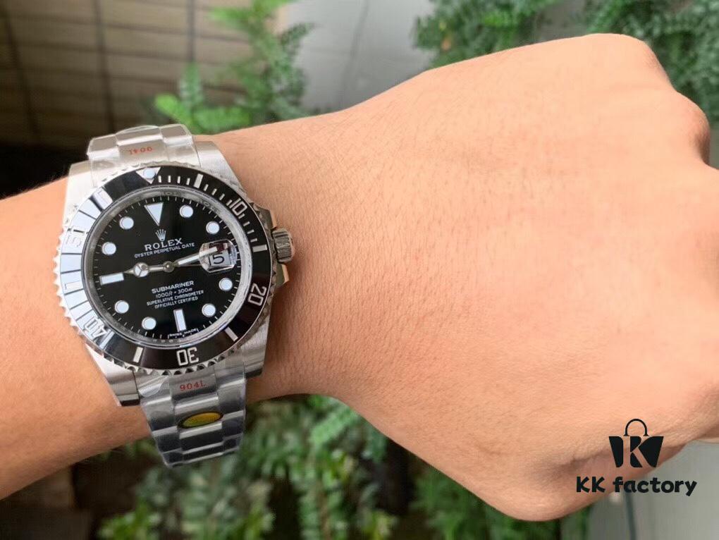 NOOB Rolex Submariner V11 Edition 'Water Ghost' Arrives with Full Upgrades – Especially the Green Bezel of 116610LV Stands Out
