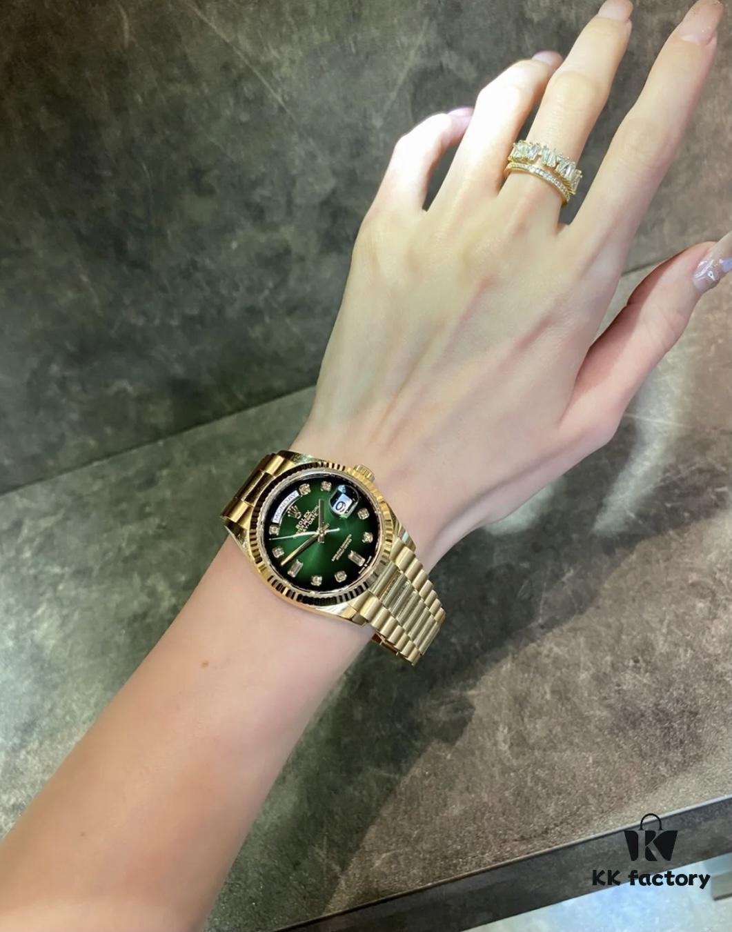 36mm Diameter is the Essence of the Watch, Suitable for Both Men and Women