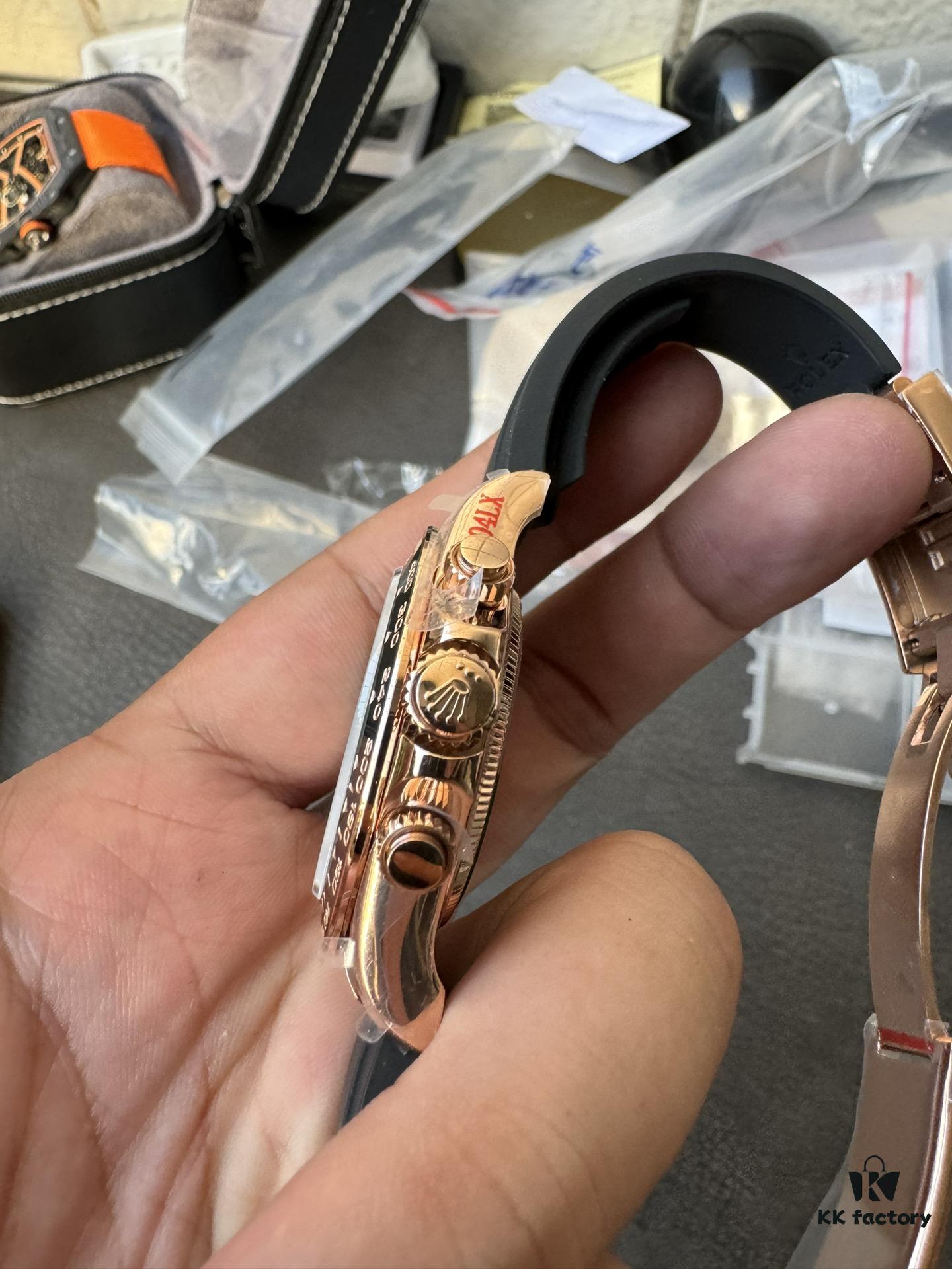 QF Counterweight Daytona with Modified Meteorite Dial