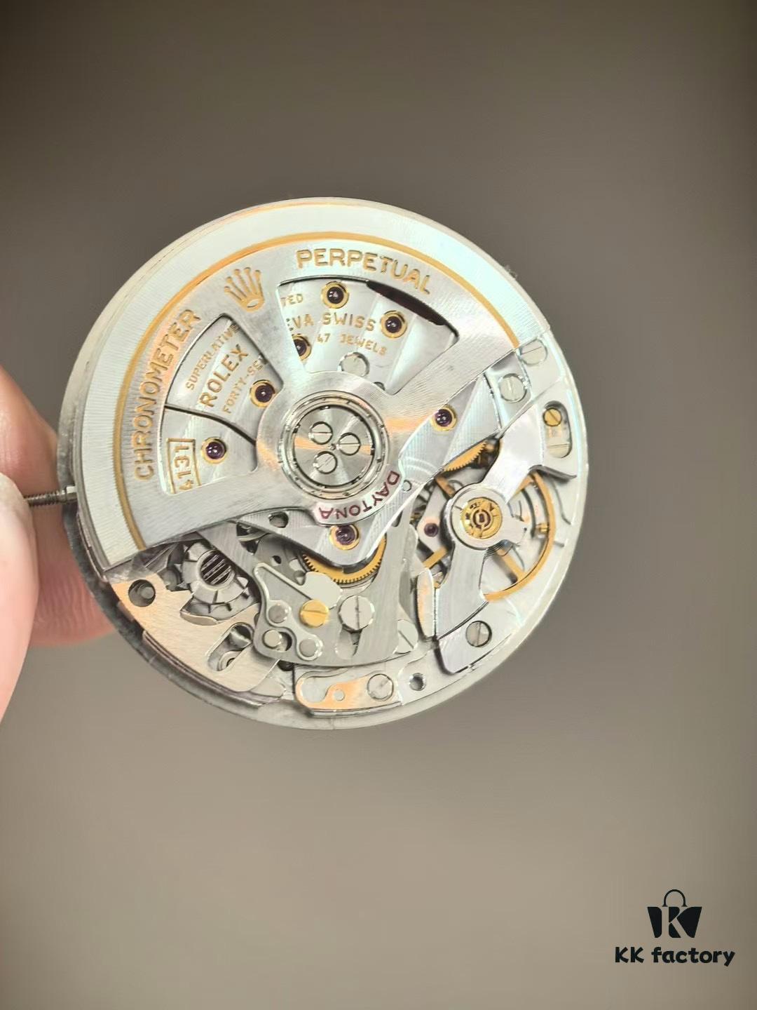 Top Custom 4131 Free-Sprung Movement