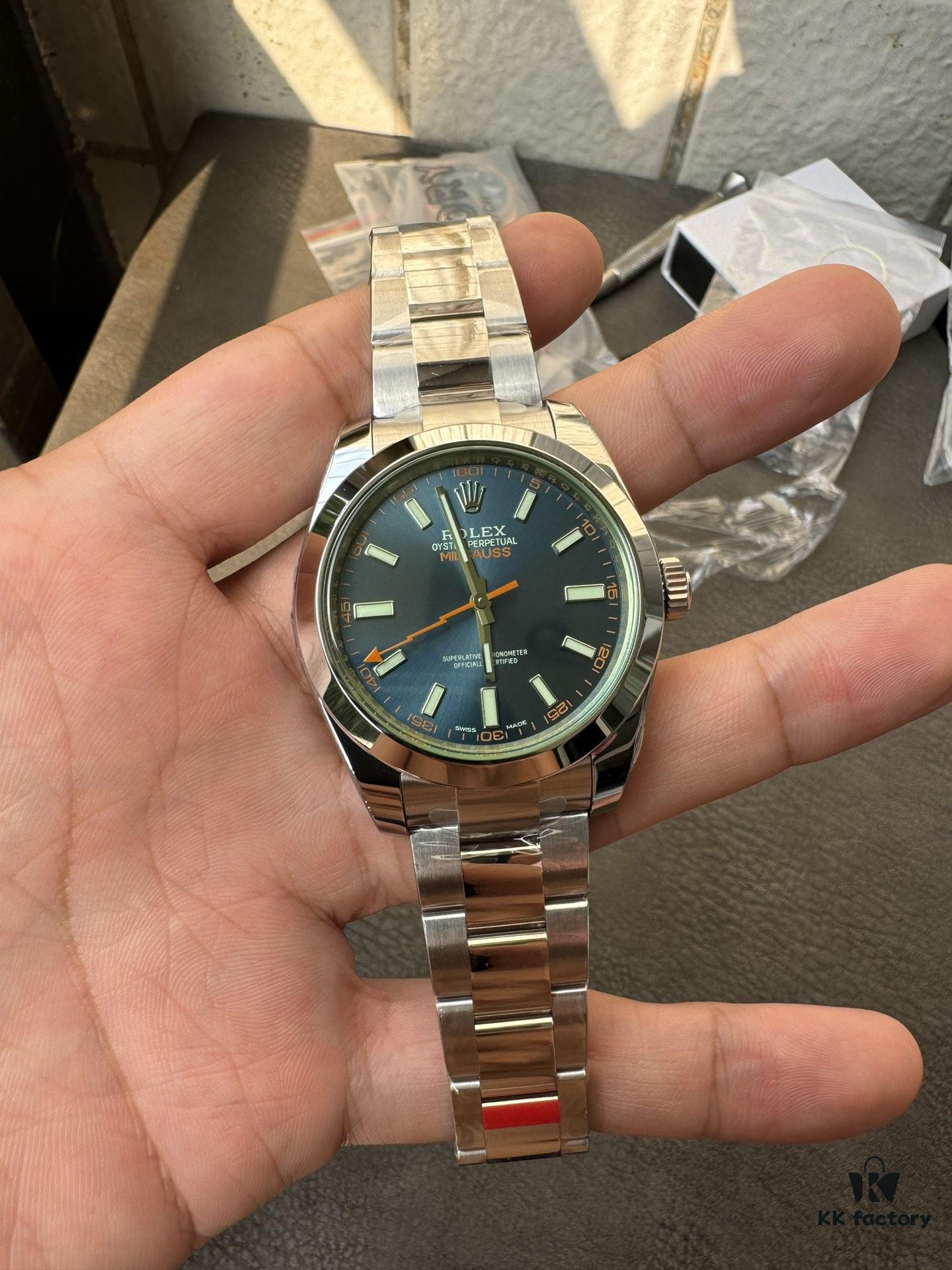 VS New Arrival Green Glass Lightning