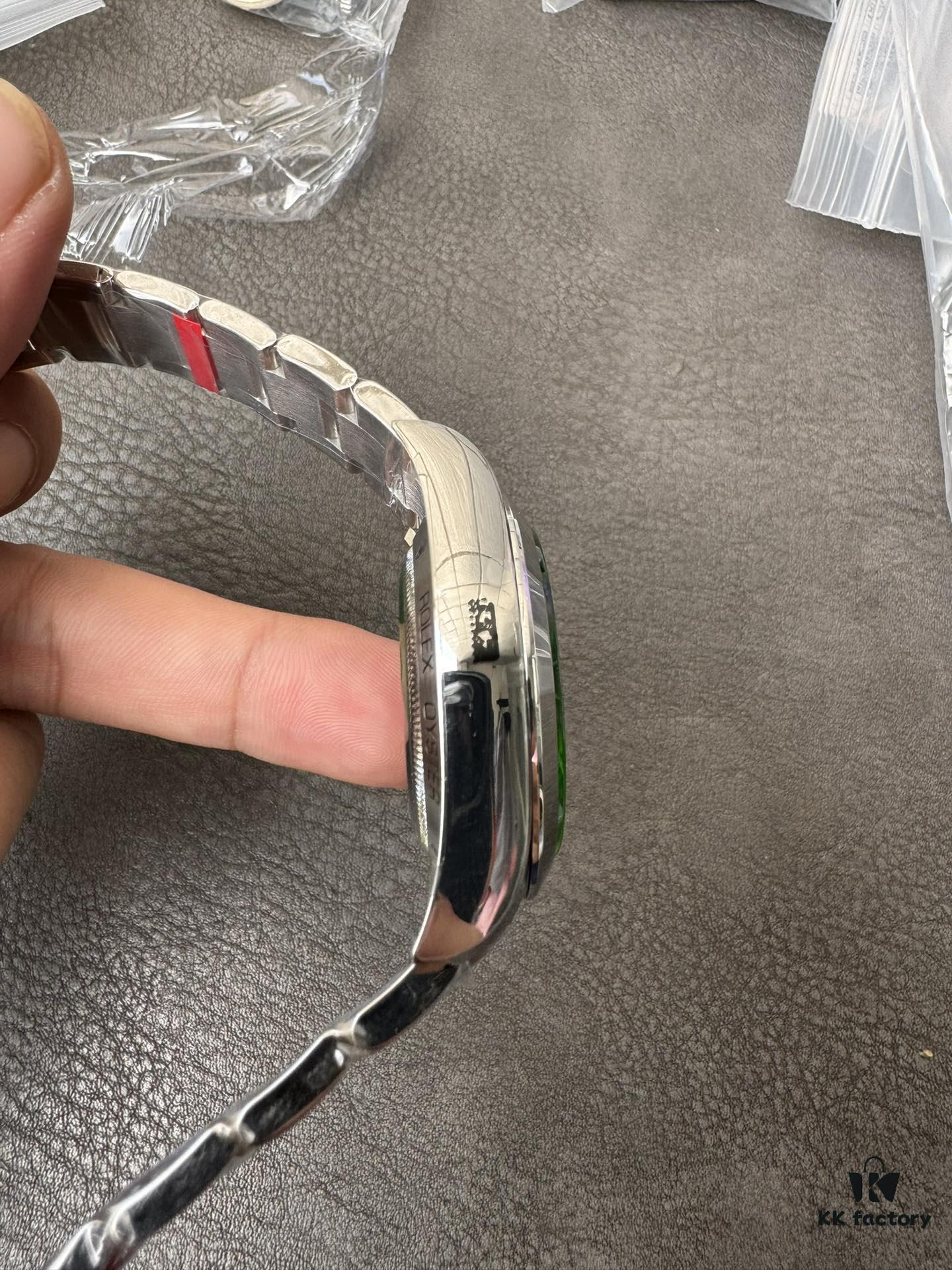 VS New Arrival Green Glass Lightning