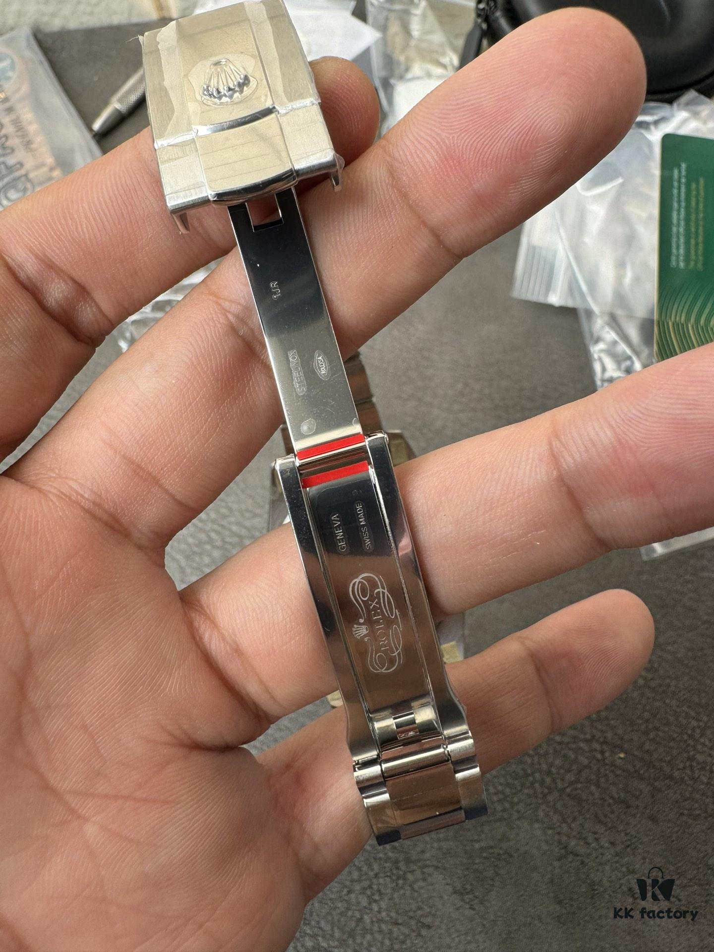 VS New Arrival Green Glass Lightning