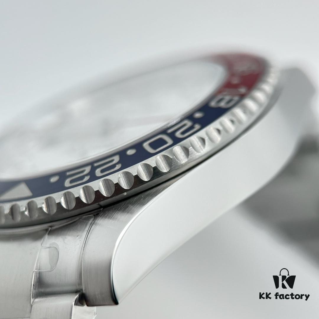 Gold Factory Dog Factory  ️ V2 Counterweight Greenwich Detail View