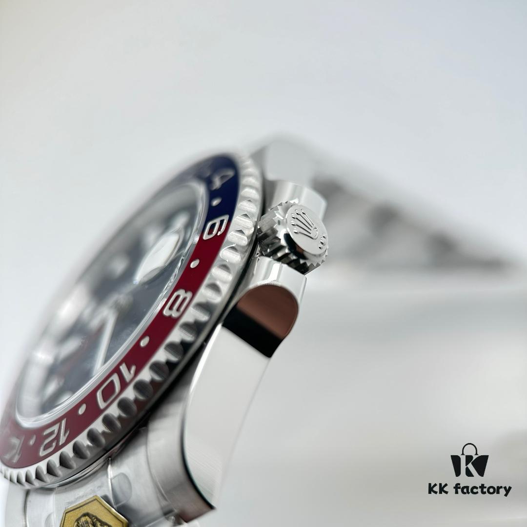 Gold Factory Dog Factory  ️ V2 Counterweight Greenwich Detail Image