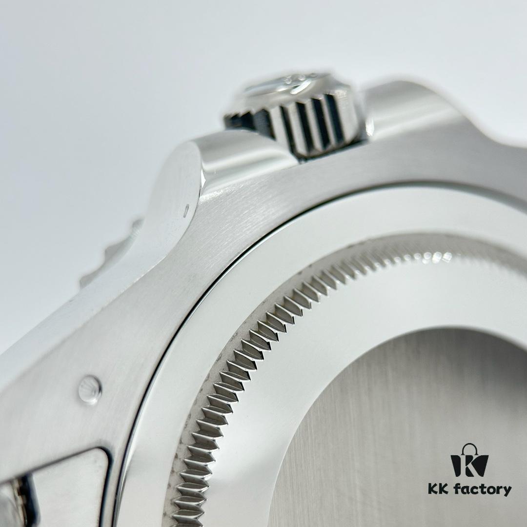 Gold Factory Dog Factory  ️ V2 Counterweight Greenwich Detail Image