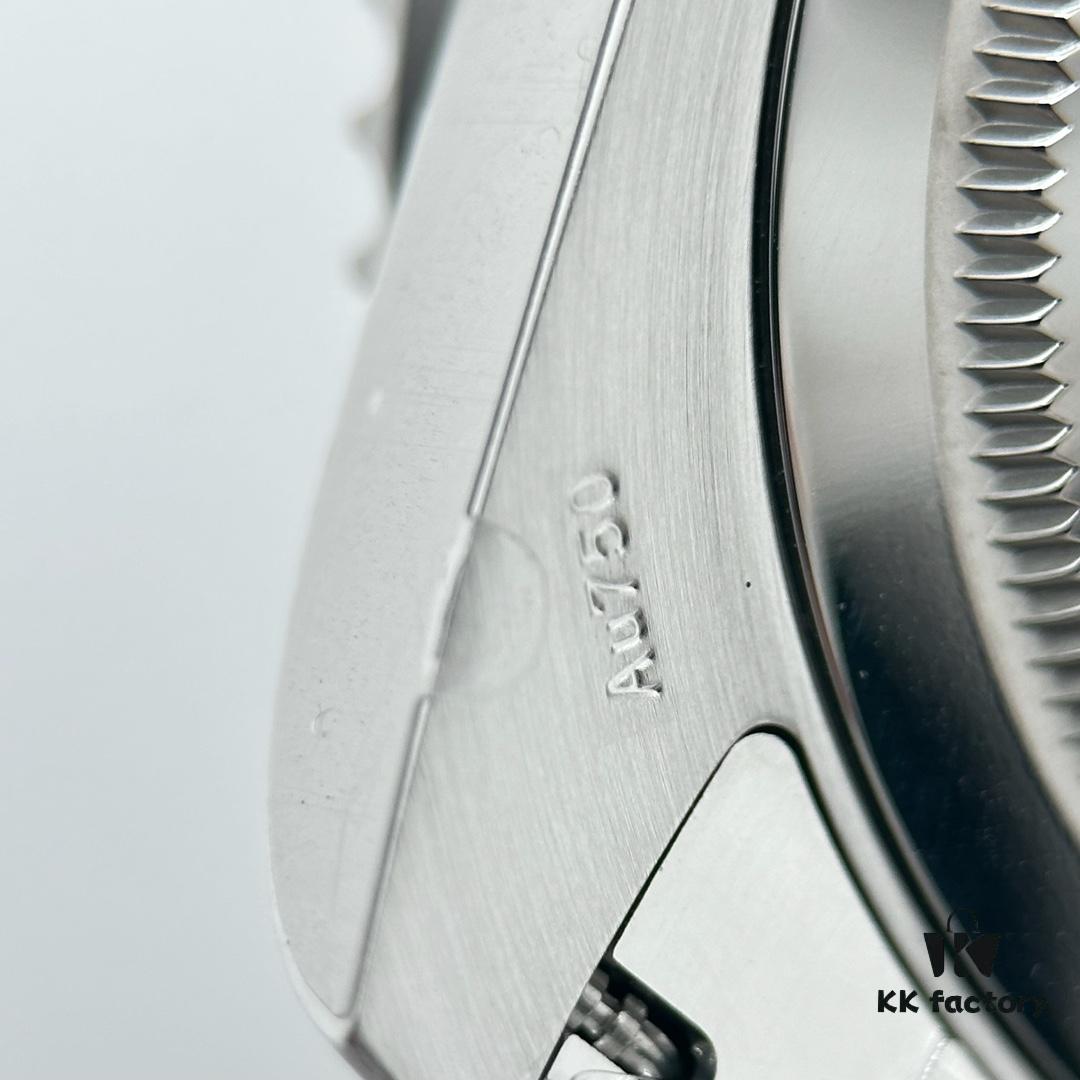 Gold Factory Dog Factory  ️ V2 Counterweight Greenwich Detail Image