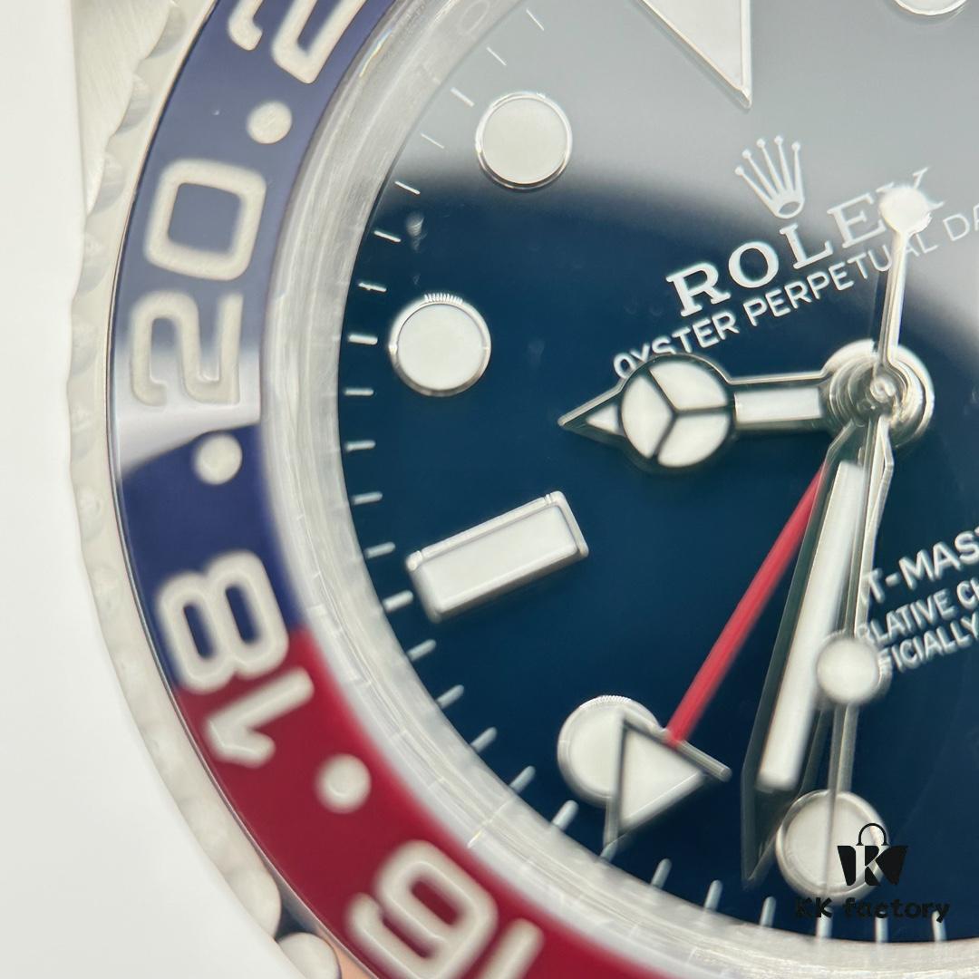 Gold Factory Dog Factory  ️ V2 Counterweight Greenwich Detail Image