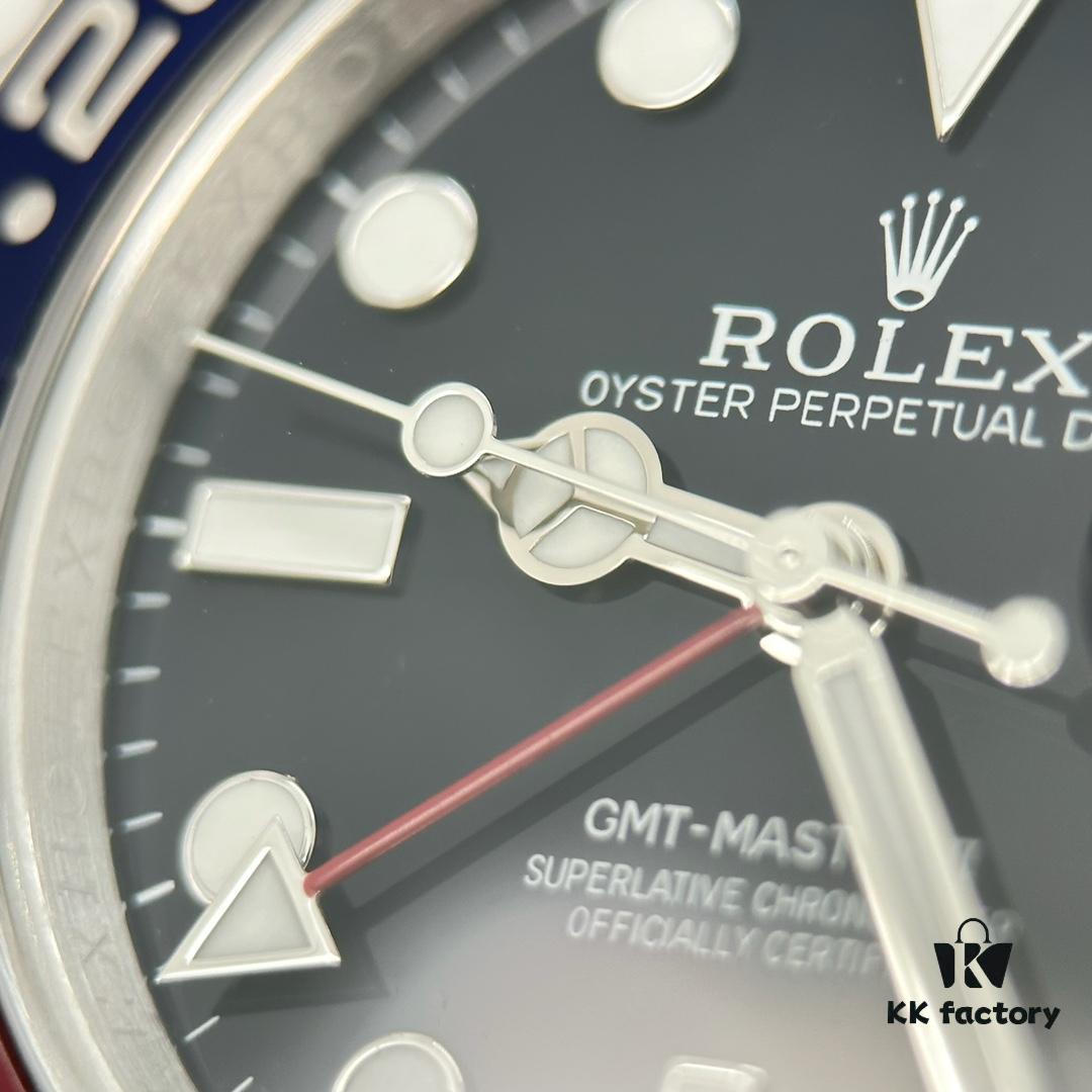 Gold Factory Dog Factory  ️ V2 Counterweight Greenwich Detail Image