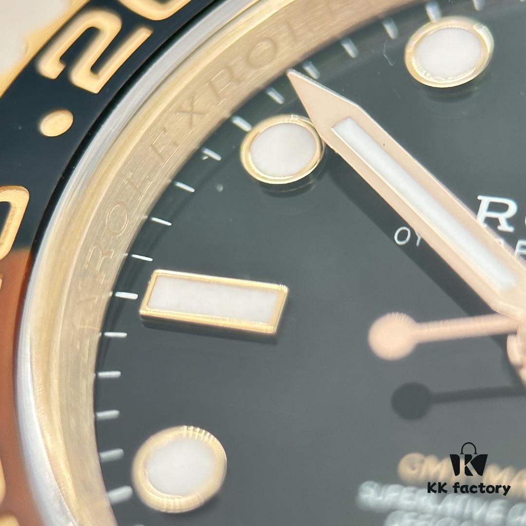 Gold Factory Dog Factory  ️ V2 Weighted Greenwich Detail Image