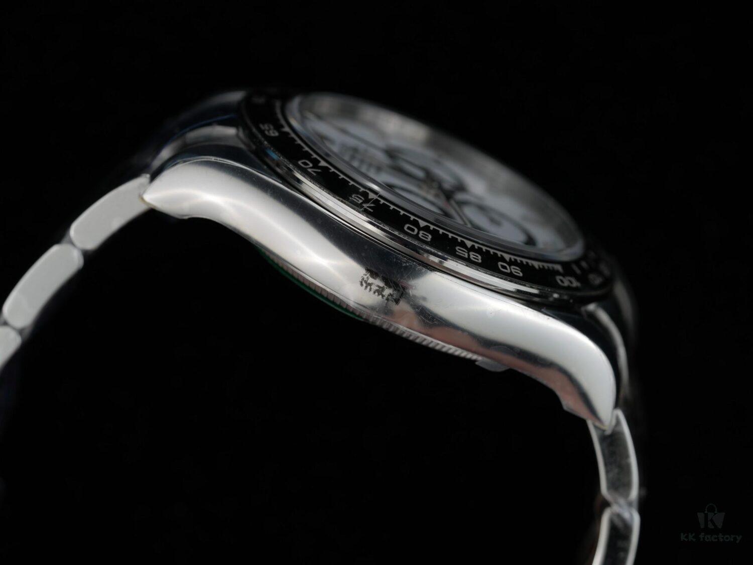 Dog Factory Daytona 126500 with Dandong 4801 Movement