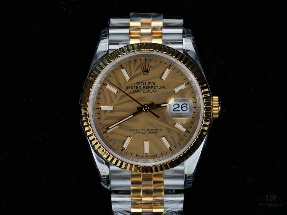 VS Two-Tone Gold 36mm Palm Leaf Design