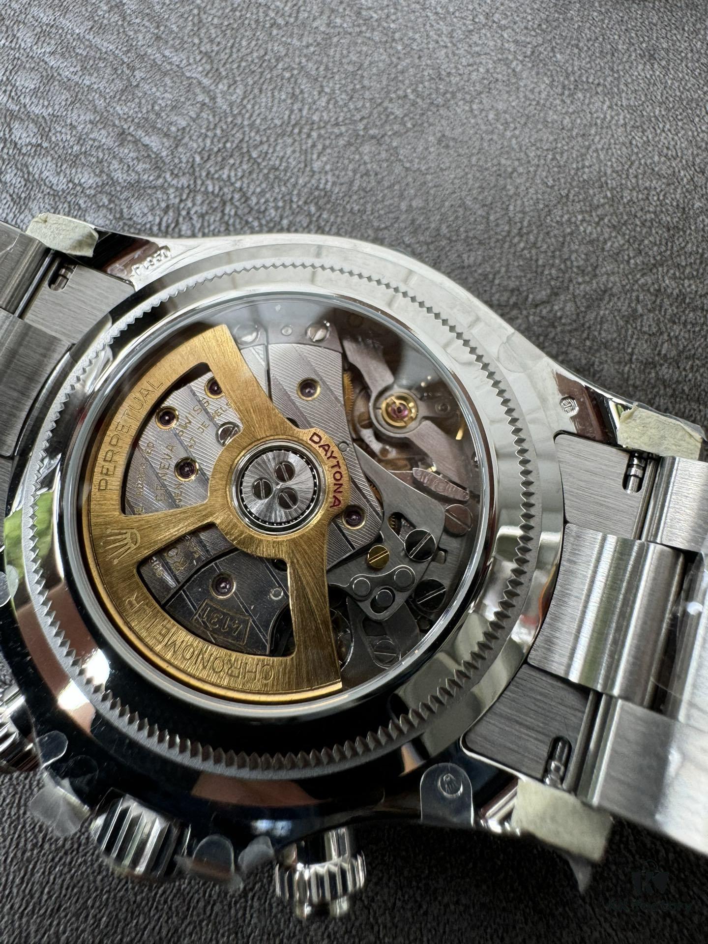 C Factory New Arrival 4131 Ice Blue Dial with Engraving, Transparent Case Back