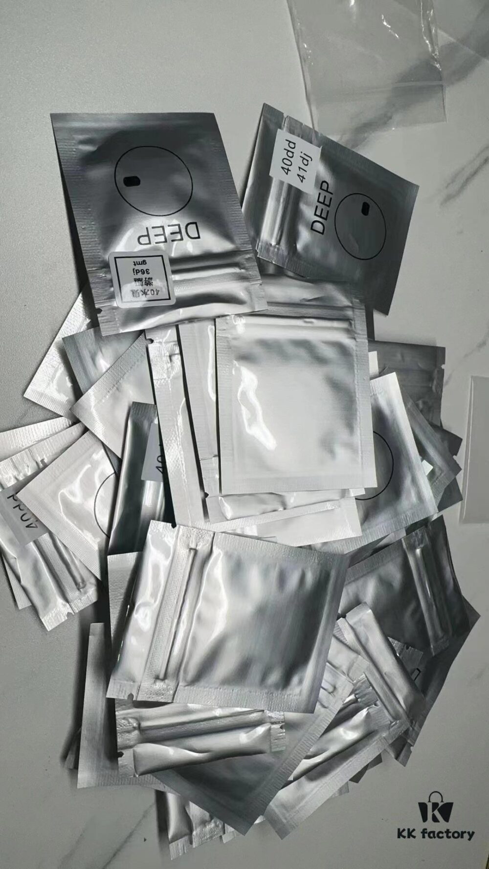 Deep High-Transparency Glass with 18K Gold Dog Tooth Frame, Long-Term Stock Available